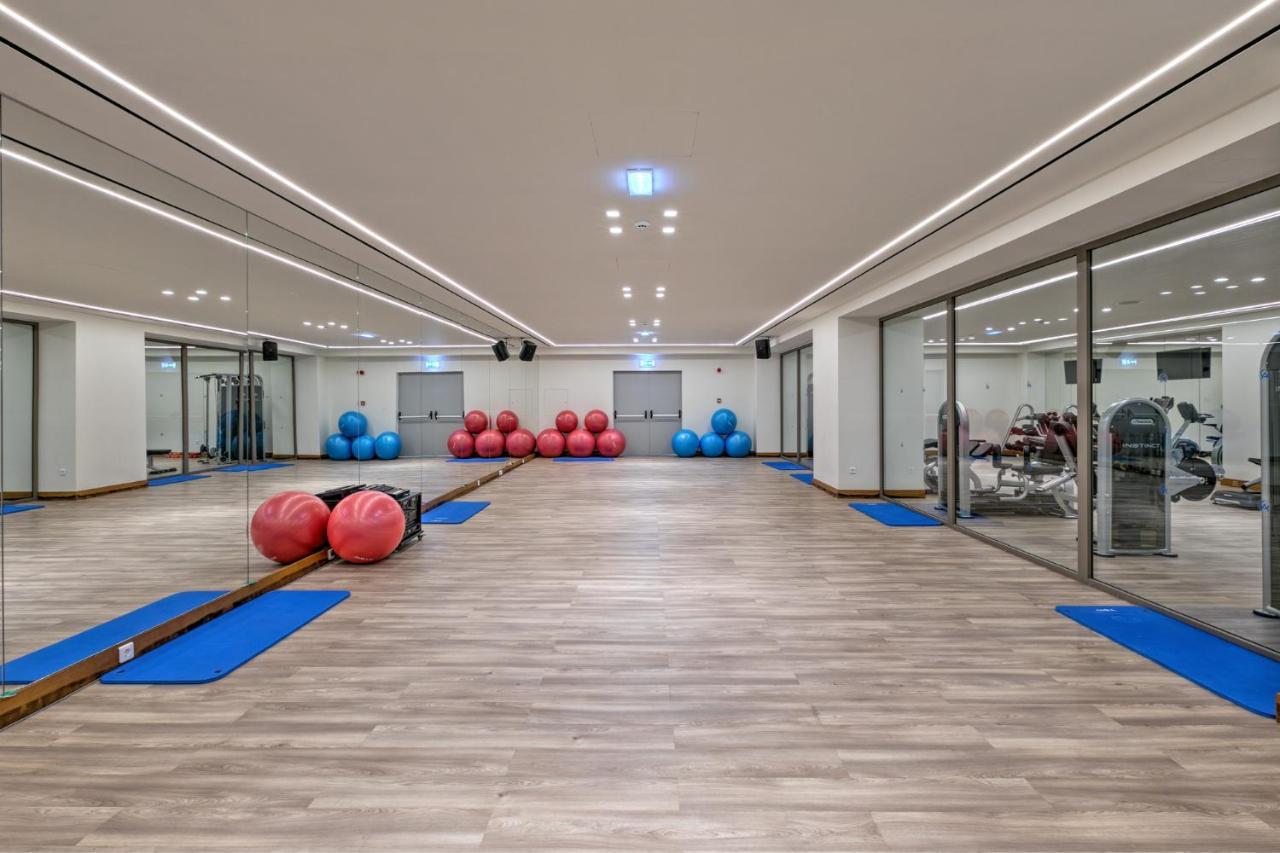 Amada Colossos Complex 5*