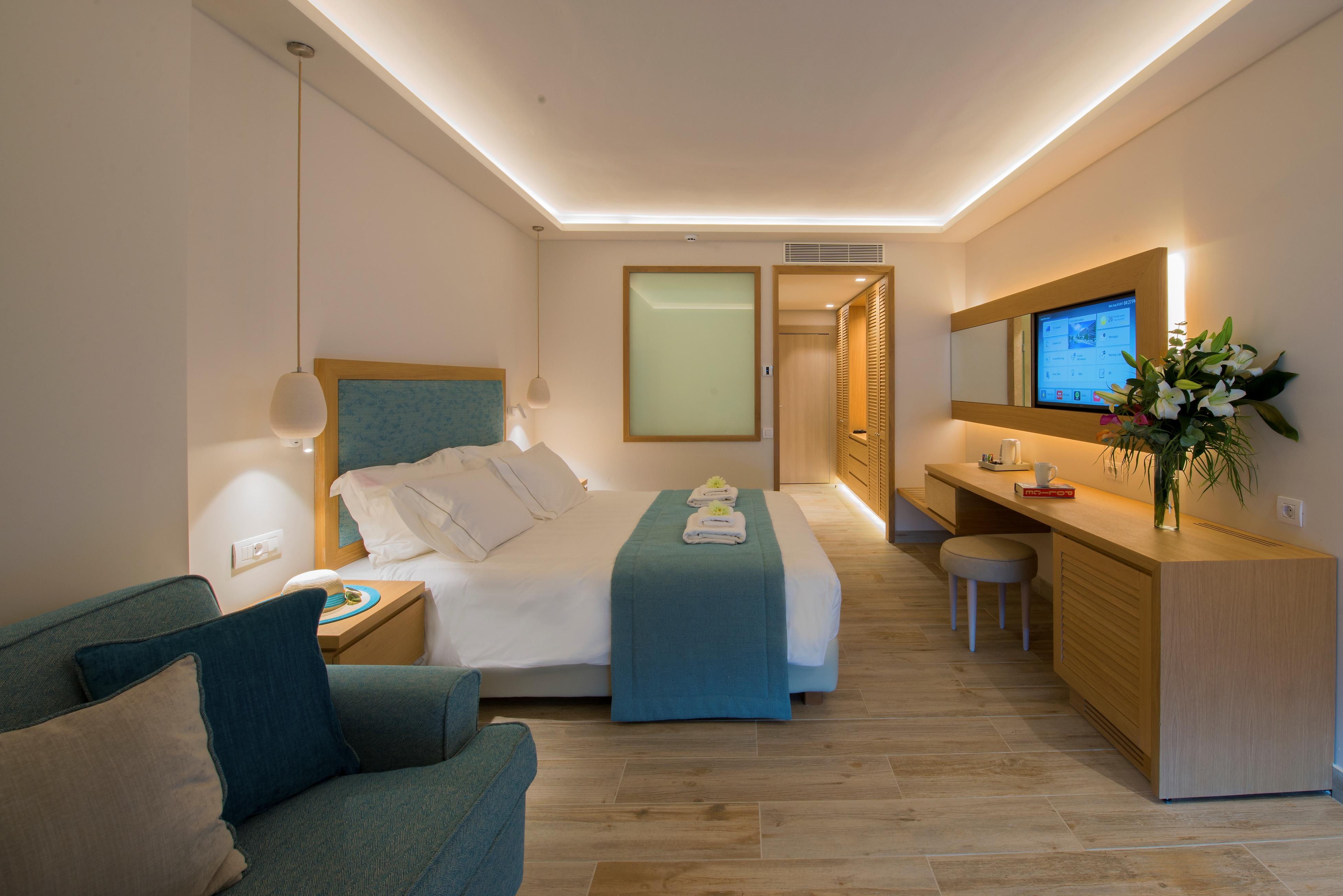 Amada Colossos Resort 5*