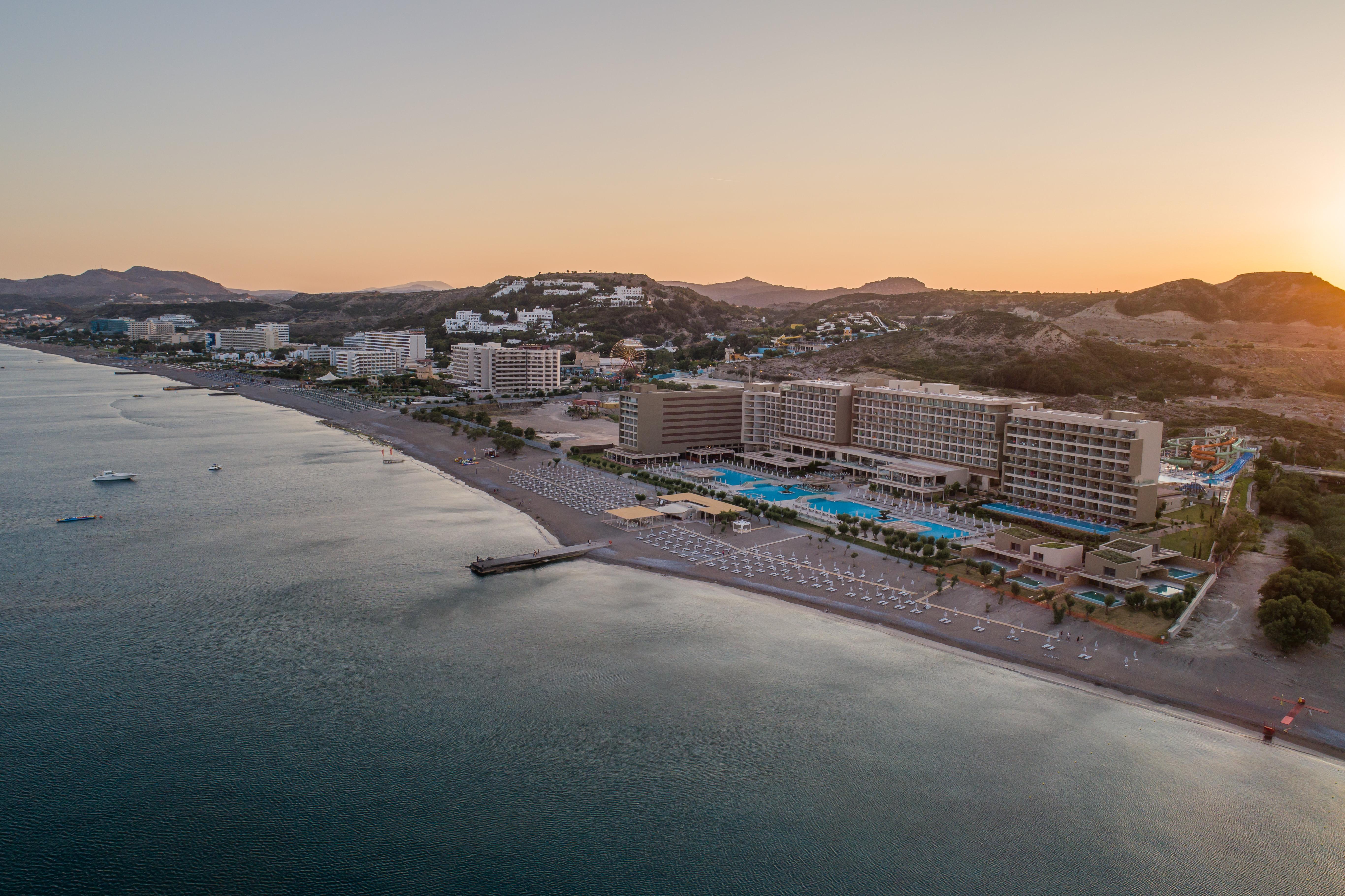 Resort Amada Colossos 5*